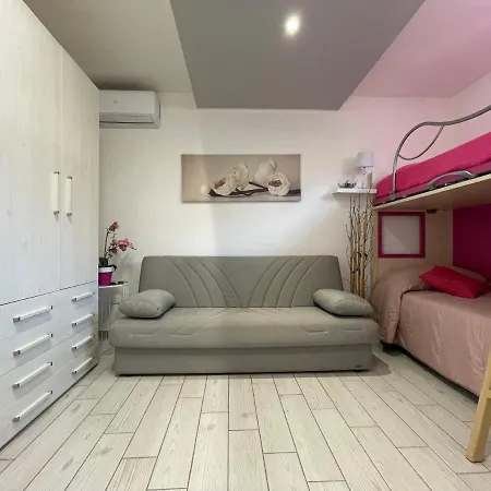 La Casa Di Ninni アパート カリーニ